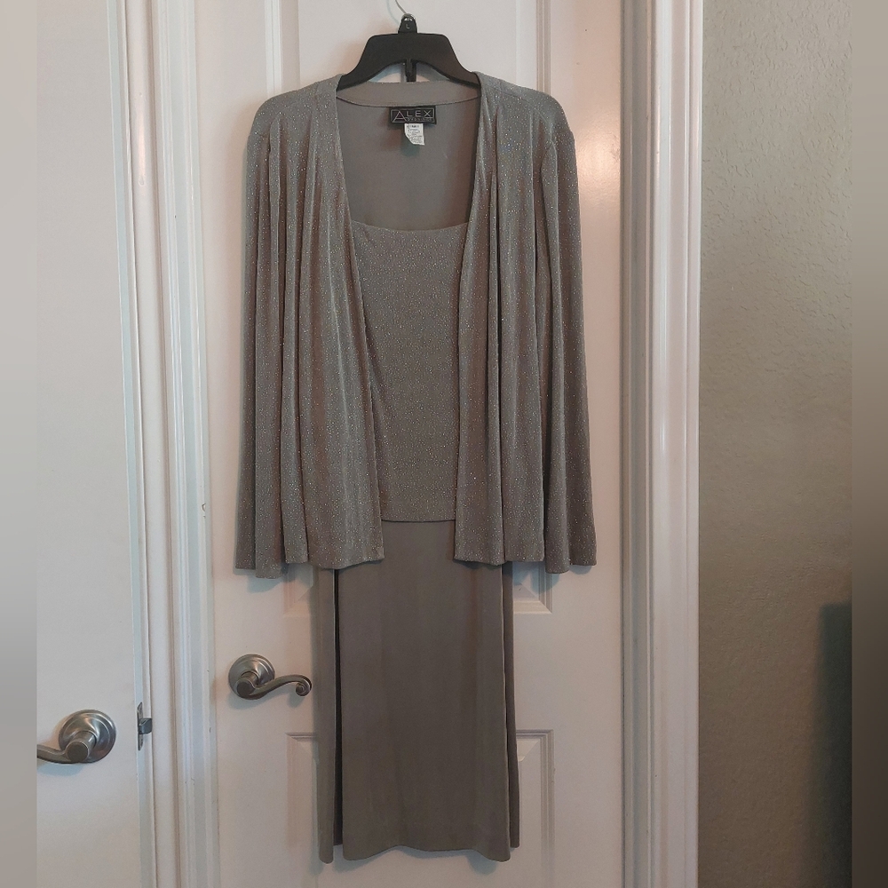 Alex Evenings Woman's Dress Set, Dusty Green With Silver Glitter, Size 12